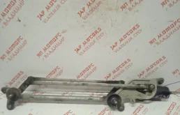 Трапеция стеклоочистителей для Nissan X-Trail 2014 года на фотографиях