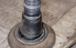 Рычаг передний левый нижний для Audi A6 на фотографиях