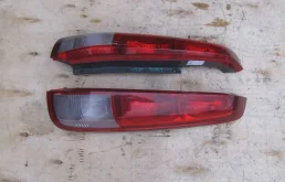 Фонарь левый для Nissan X-Trail 2001 года на фотографиях