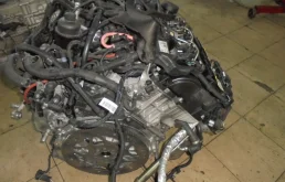 Двигатель без навесного для BMW 5er 2019 года на фотографиях