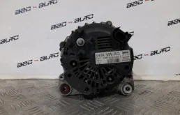 Генератор для Skoda Octavia 2009 года на фотографиях