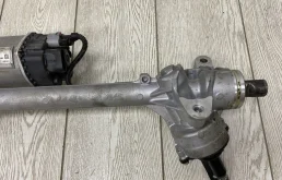 Рулевая рейка для BMW 5er 2020 года на фотографиях