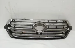 решетка радиатора (под камеру) для Toyota Land Cruiser 200 2007-2015