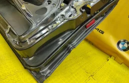 Двери для Mercedes-Benz S class 1996 года на фотографиях