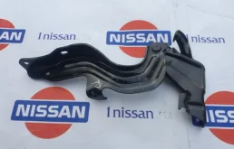 Петля капота правая для Nissan Teana на фотографиях