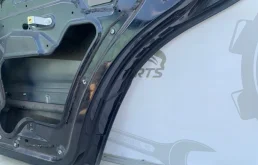 Дверь задняя правая для Mercedes-Benz M class 2000 года на фотографиях