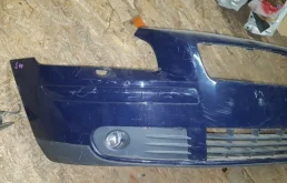 Бампер передний для Volvo S40 2011 года на фотографиях