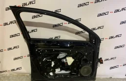 Дверь передняя левая для Volkswagen Passat 2010 года на фотографиях