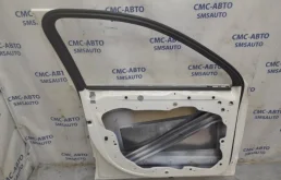 Накладка на дверь передняя левая для Volkswagen Touareg на фотографиях