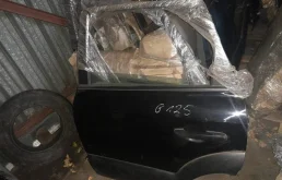 Дверь задняя левая для Hyundai Tucson 2008 года на фотографиях