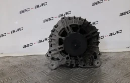 Генератор для Skoda Octavia 2009 года на фотографиях