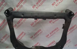 Подрамник двигателя для Nissan Murano 2002 года на фотографиях