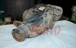 Редуктор заднего моста для BMW 3er 2005 года на фотографиях