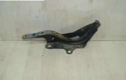 Петля капота правая для Kia Sportage на фотографиях