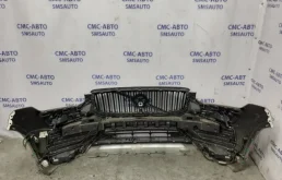 Решетка переднего бампера для Volvo XC90 2017 года на фотографиях