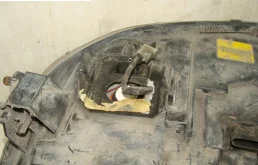 Фары для Mercedes-Benz S class 2002 года на фотографиях