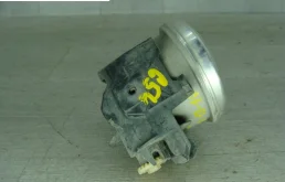 Противотуманка (ПТФ) передняя левая для Toyota Land Cruiser 2014 года на фотографиях