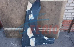 Крыло правое для Mercedes-Benz M class 2009 года на фотографиях