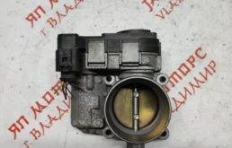 Дроссельная заслонка для Volkswagen Passat 2006 года на фотографиях
