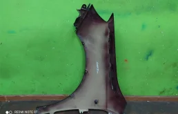 Крыло правое для Skoda Fabia 2011 года на фотографиях