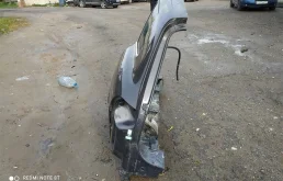 Заднее левое крыло для Volkswagen Touareg 2012 года на фотографиях