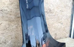 Крылья для Toyota Land Cruiser 2008 года на фотографиях