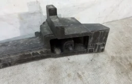 Абсорбер переднего бампера для Nissan X-Trail 2014 года на фотографиях