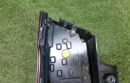 Фонарь правый для Mercedes-Benz Vito 2021 года на фотографиях