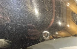 Стекла и зеркала для Volkswagen Jetta 2005 года на фотографиях