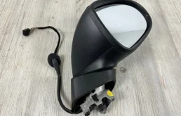 Зеркало заднего вида (в салоне) для Volkswagen Touareg 2013 года на фотографиях