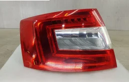 Фонарь левый для Skoda Octavia 2009 года на фотографиях