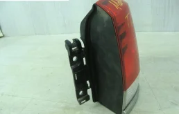 Фонарь правый для Toyota Land Cruiser 2018 года на фотографиях