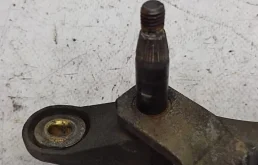 Трапеция стеклоочистителей для Mercedes-Benz M class 2002 года на фотографиях