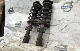 Амортизатор передний правый для Volvo XC90 2010 года на фотографиях
