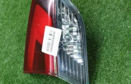 Фонарь левый для Nissan X-Trail 2017 года на фотографиях