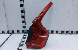 Фонарь внешний правый для Volvo XC90 2019 года на фотографиях