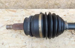 Привод задний левый для Mitsubishi Pajero 2018 года на фотографиях