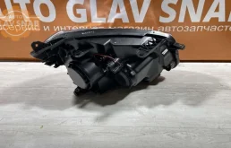 Фара ксенон левая для Nissan Qashqai 2008 года на фотографиях