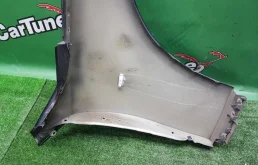 Крылья для BMW 5er 2004 года на фотографиях