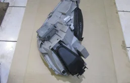 Фары для Mercedes-Benz S class 2002 года на фотографиях