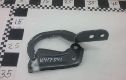 Петля капота левая для Ford Kuga 2013 года на фотографиях