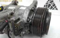 Компрессор кондиционера для BMW 3er 2006 года на фотографиях
