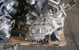 АКПП для Volkswagen Golf 2003 года на фотографиях