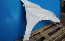 Крылья для Nissan Teana 2018 года на фотографиях