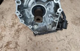 АКПП для Volkswagen Touareg 2018 года на фотографиях