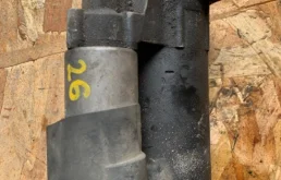 Стартер для Volkswagen Passat 2005 года на фотографиях