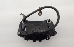 Суппорт передний левый для Lexus RX 2011 года на фотографиях