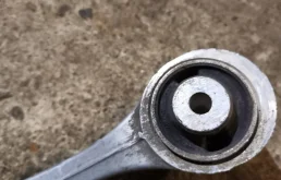 Рычаг передний правый верхний для Mercedes-Benz S class на фотографиях