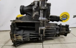 Раздатка для Mitsubishi Pajero 2001 года на фотографиях