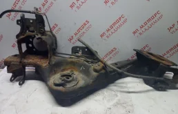 Рычаг продольный задний левый для Nissan X-Trail 2014 года на фотографиях